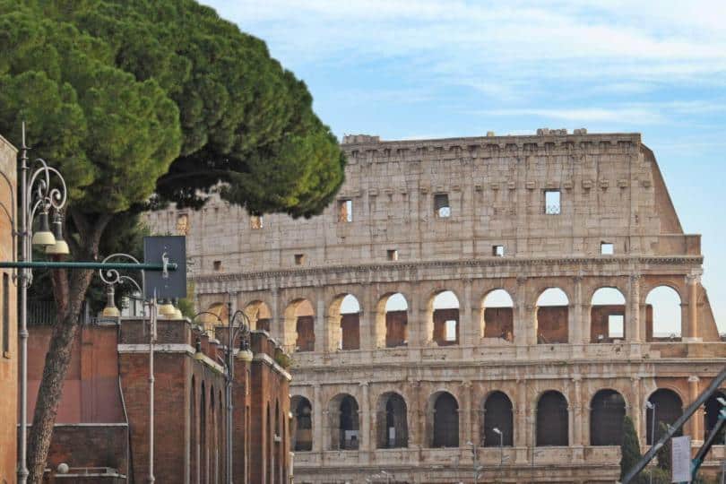 Colosseum ( Colosseo ) - Unesco historic roman ruines