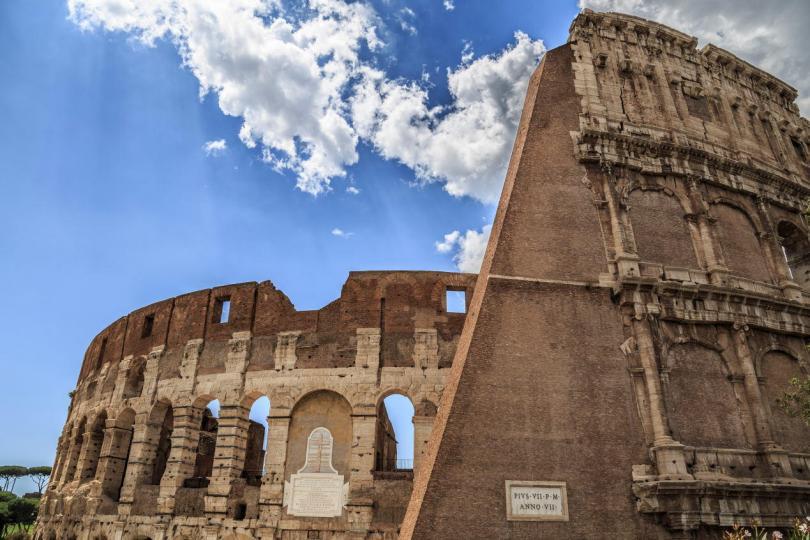 Who is the Colosseum's Architect - Colosseum in Rome, Italy