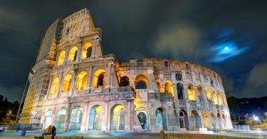 Colosseum by Nig