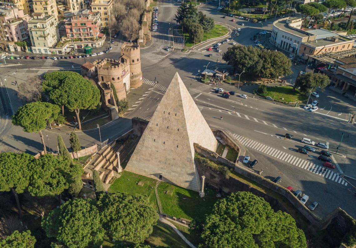 Pyramid of Cestius - Colosseum Rome Tickets