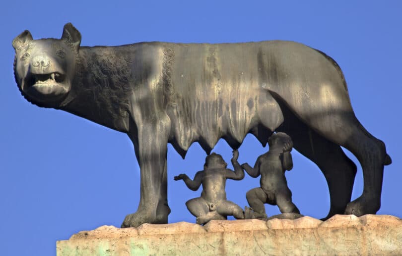 Capitoline Wolf Romulus Remus Statue