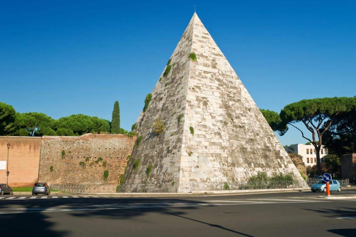 Pyramid of Cestius - Colosseum Rome Tickets