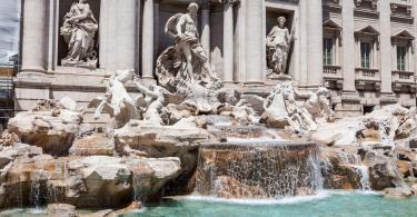 Fontana di Trevi Rome, Italy