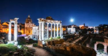Temple of Saturn - Ancient Rome Tours