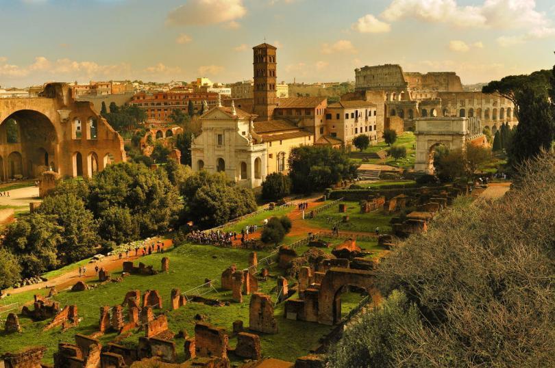 Colosseum & Roman Forum and Palatine Package - The Forum Romanum in Rome. Italy