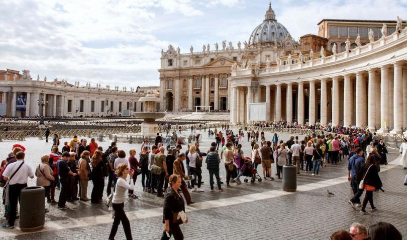Saint Peter Basilica Self-Guided Tour
