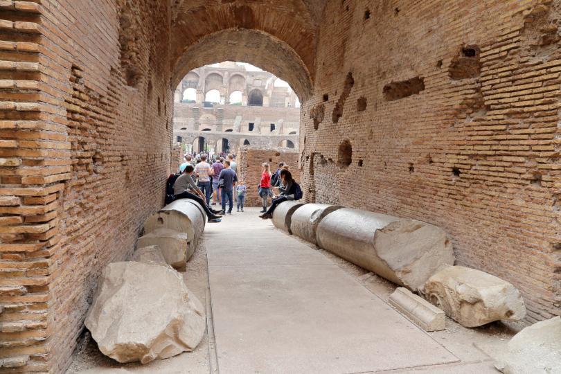 Small Group Colosseum and Roman Forum Guided Tour - Colosseum, Coliseum or Coloseo, Flavian Amphitheatre largest ever built symbol of ancient Roma city in Roman Empire. (3)