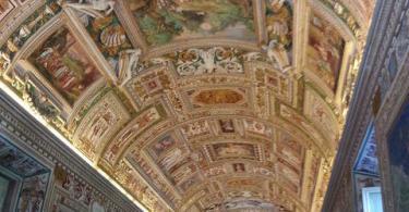 Vatican Gardens, Sistine Chapel and St. Peter's Guided Tour