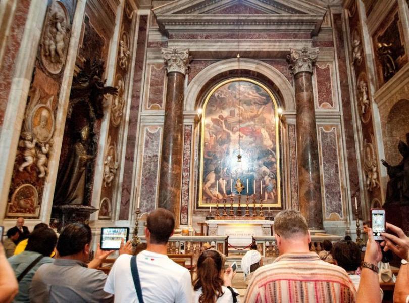 Vatican Museums, Sistine Chapel and Saint Peter’s Basilica Guided Tour (6)