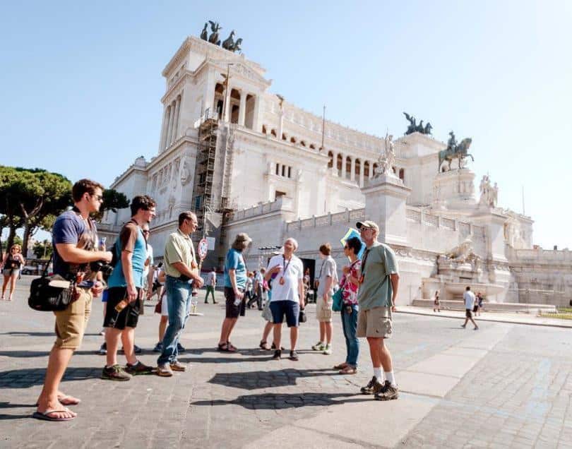 Colosseum, Roman Forum and Piazza Navona 3.5 Hour Guided Tour