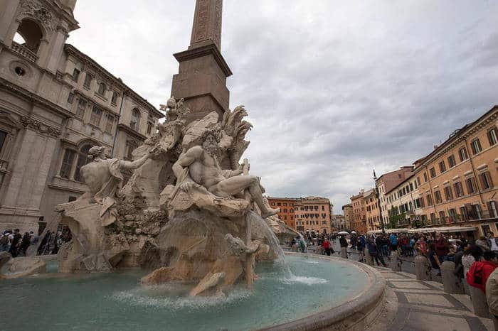 Pantheon, Piazza Navona, and Trevi Fountain Walking Tour