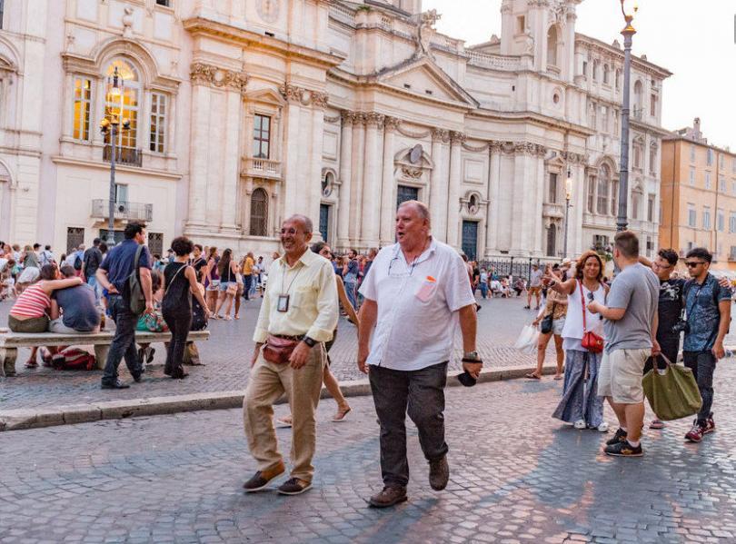 Piazzas of Eternal City Small Group Sunset Tour