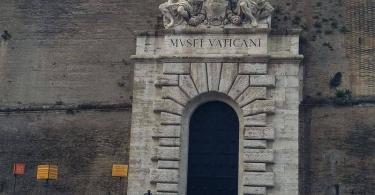 Special Breakfast at the Vatican with Early Access to Vatican Gallery and Sistine Chapel (VIP Tour)