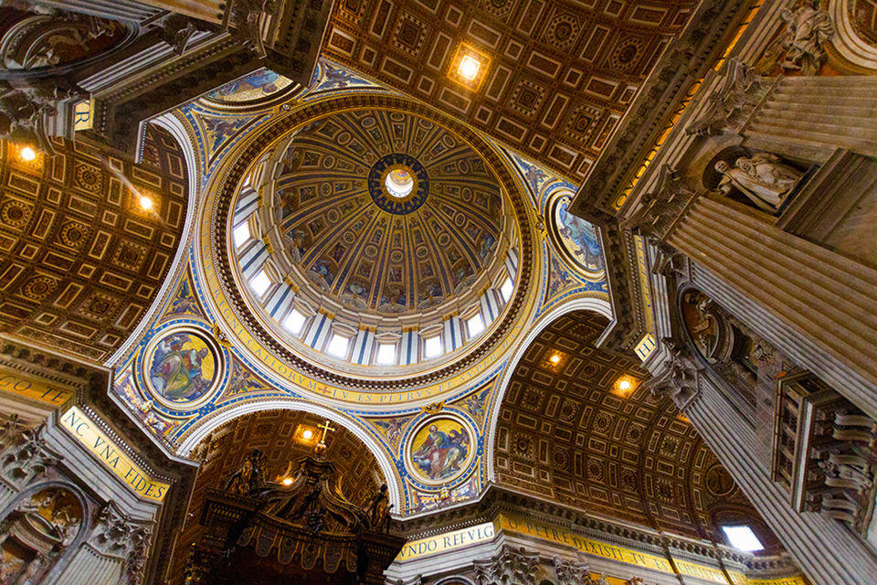 2.5-Hour Guided Tour of St. Peter's Basilica - Climb, Explore & Marvel