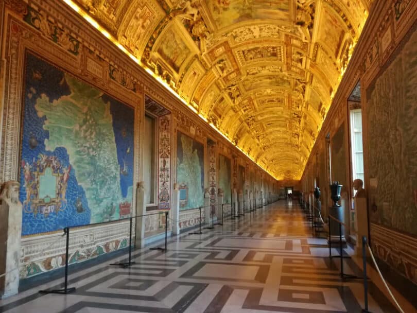 Vatican Museums and Sistine Chapel by Night Guided Tour