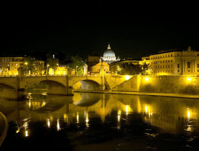 Dark Heart of Rome Guided Walking Tour