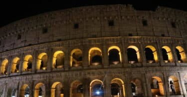 Guided Rome Tour by Night with Pizza and Gelato