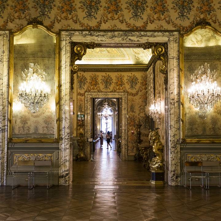 Palazzo Doria Pamphilj Opera Tickets by Night with Traditional Roman Dinner