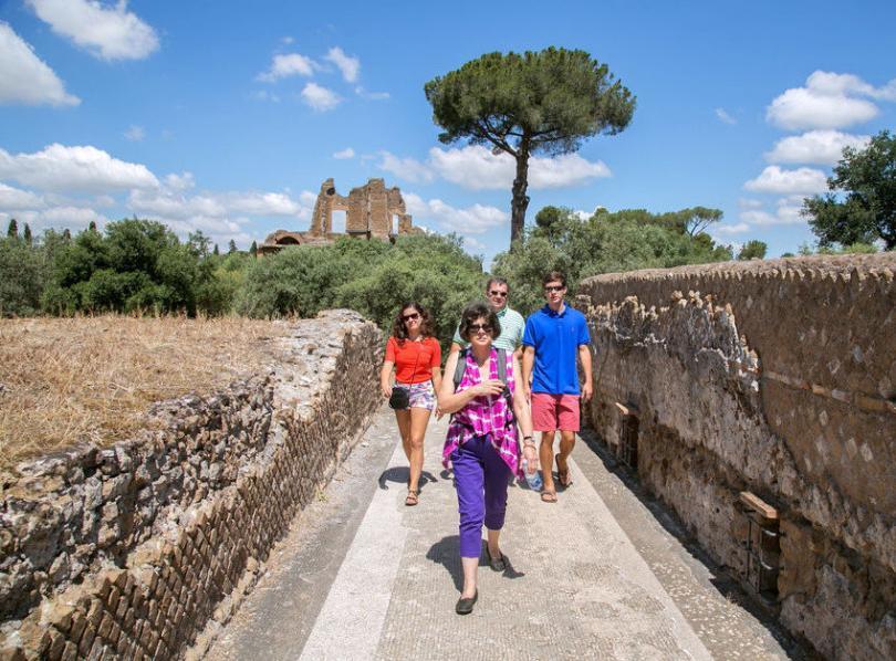 Villa D'Este with Hadrian's Villa Guided Day-Tour